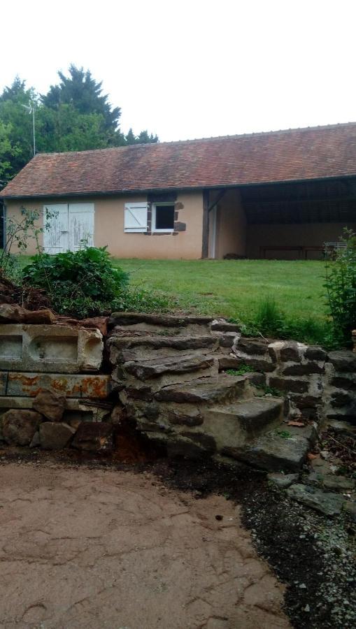 Maison En Pierre De Pays Ségrie 外观 照片